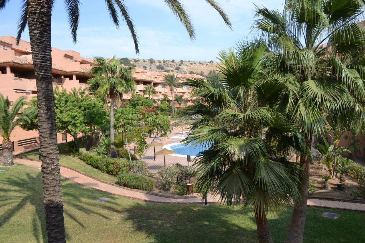 Apartementos Almerimar Golf Extérieur photo
