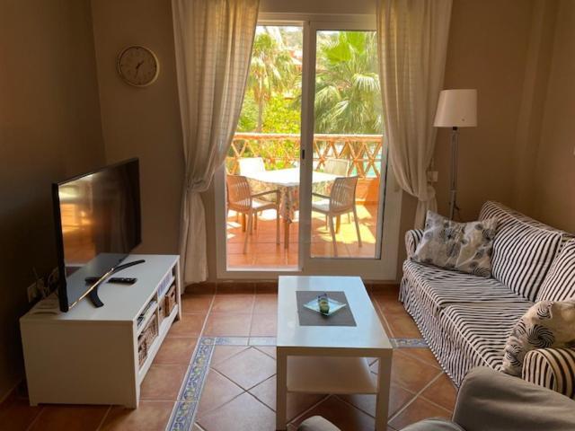 Apartementos Almerimar Golf Extérieur photo